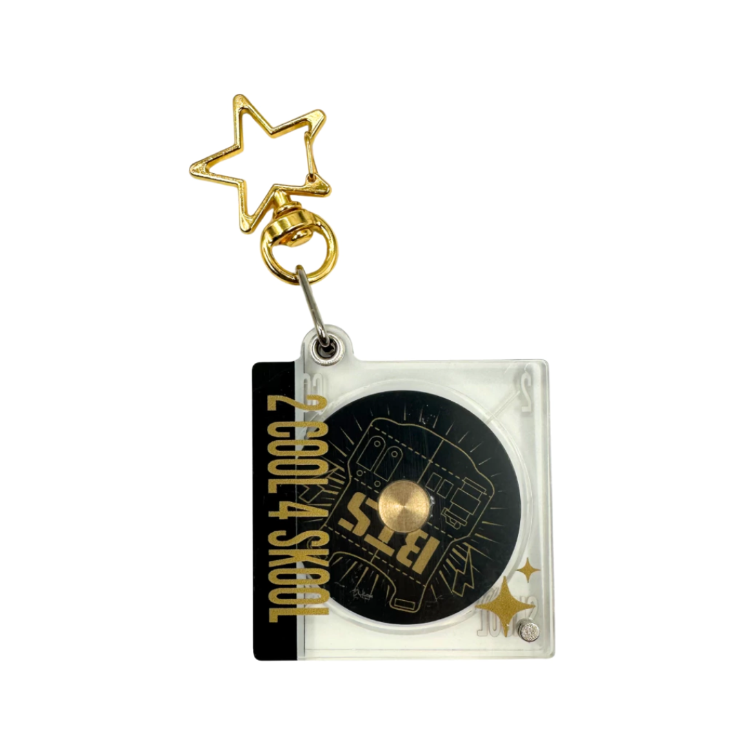 Llavero BTS Coleccionable CD 2cool4skool